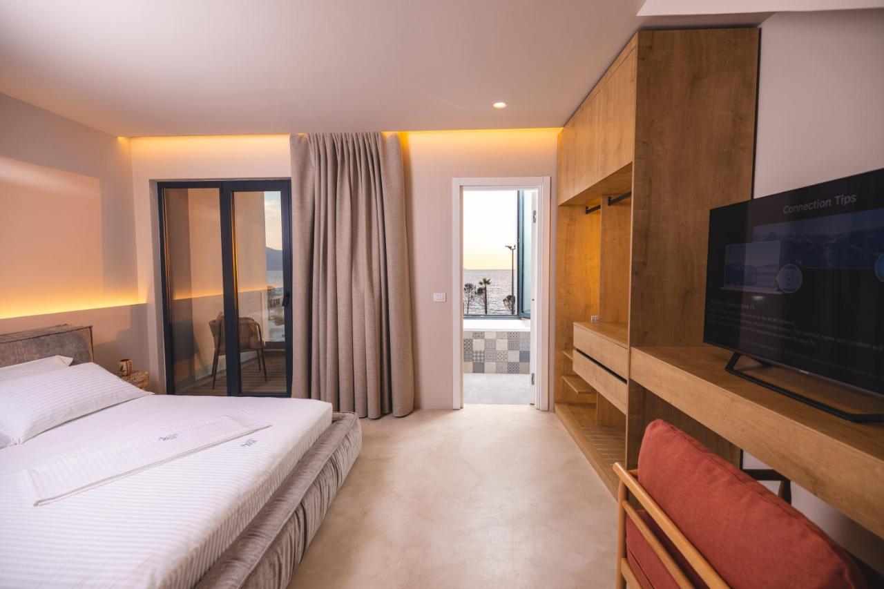 Azar Luxury Suites Vlore Exterior photo