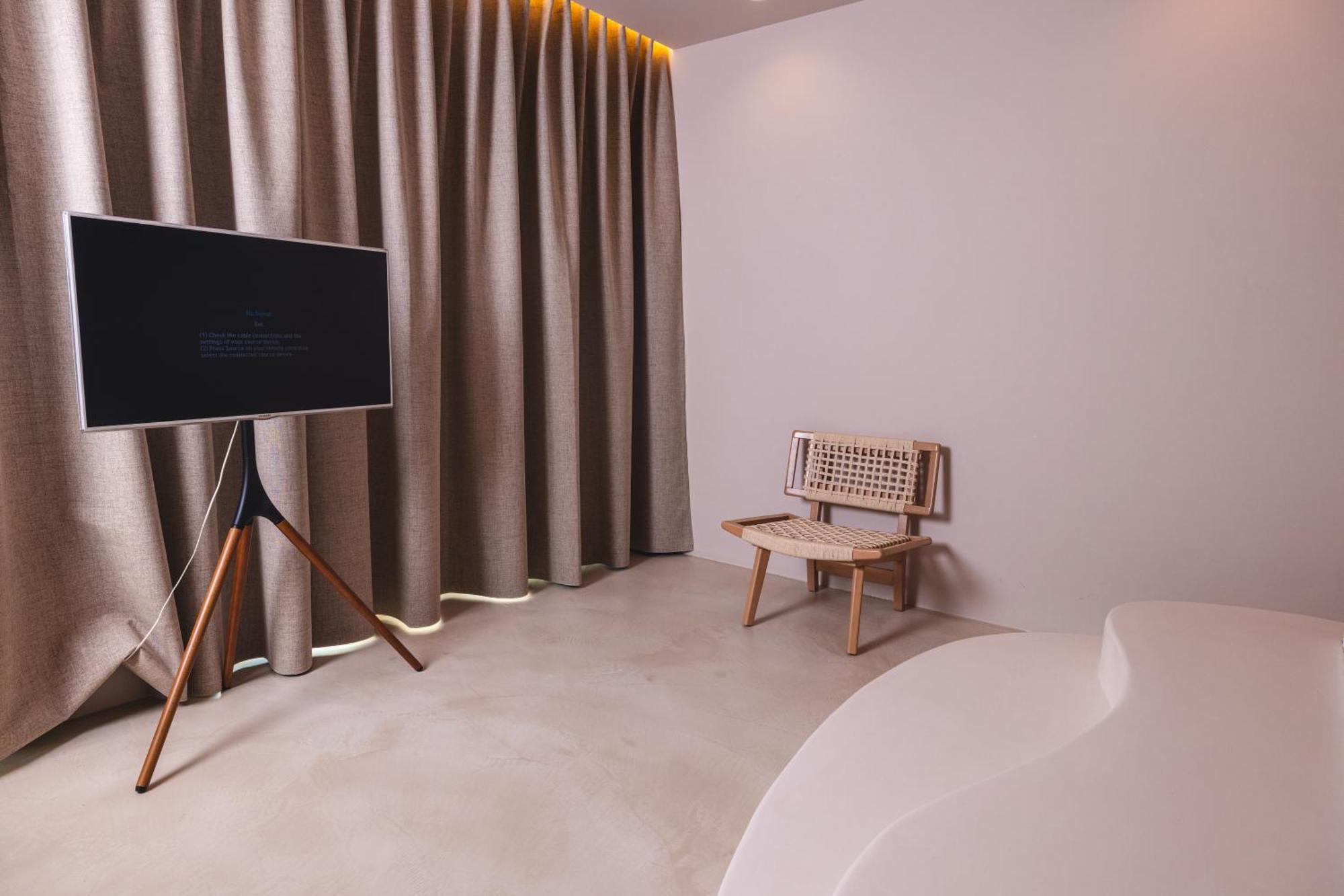 Azar Luxury Suites Vlore Exterior photo